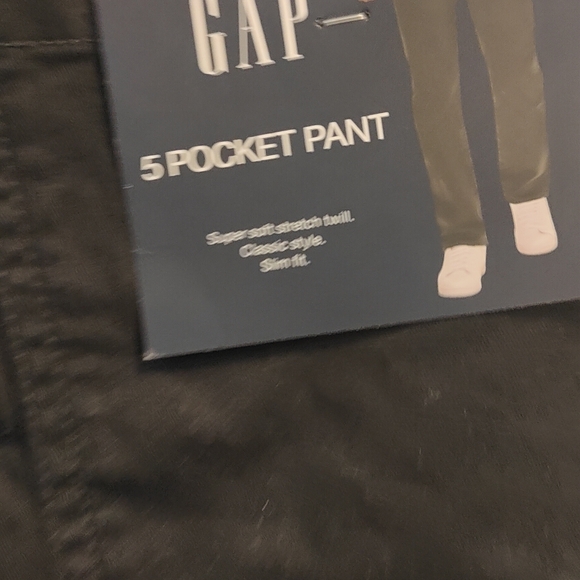 GAP Classic Black Denim Jeans - Picture 2 of 10